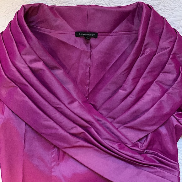 NWOT Samuel Dong fuchsia shimmer top - Picture 2 of 6